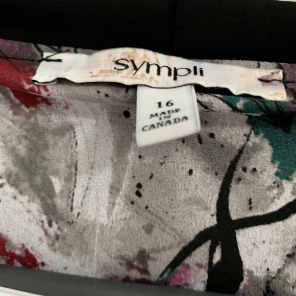 Sympli 16 black long sleeved back slit top - Picture 4 of 7